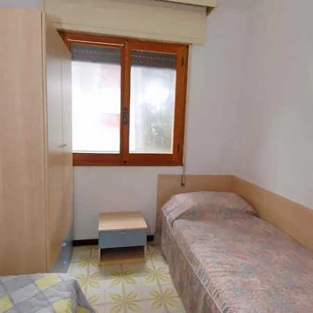 5 Apartment *